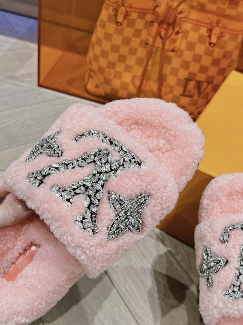 Louis Vuitton Slippers